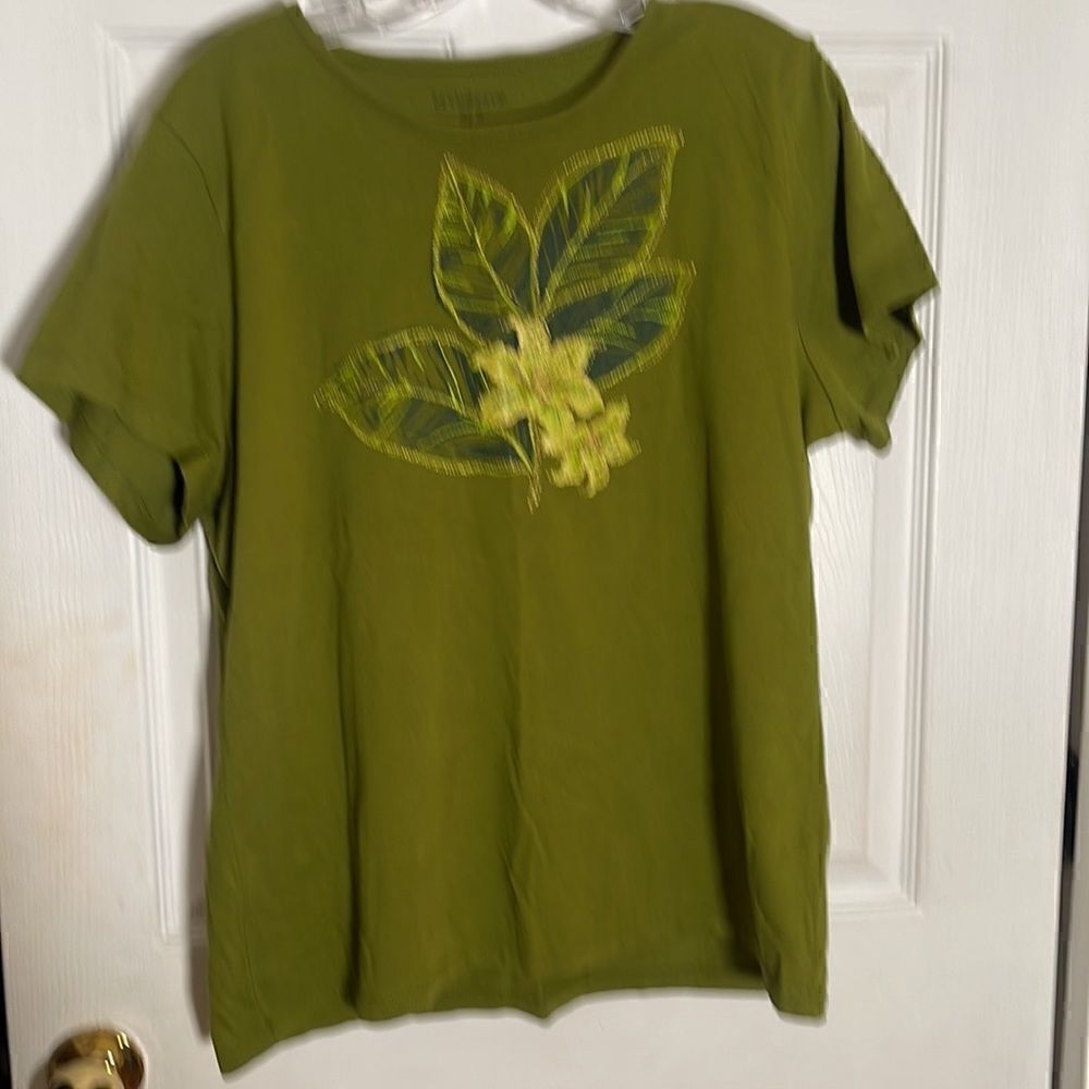 Liz Claiborne short sleeve pulled over top